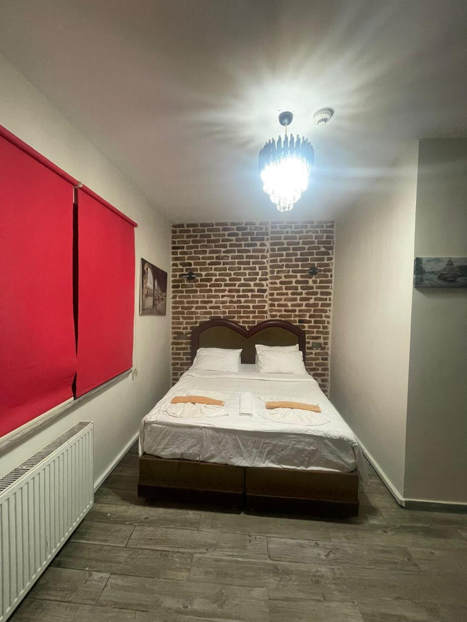 Grand Bella Vista Hostel Istanboel Buitenkant foto